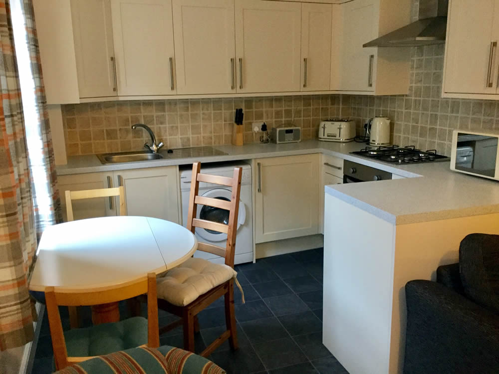 South Bay Scarborough self catering kitchen